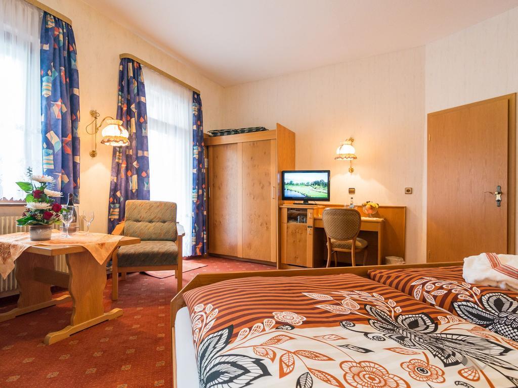 באד ווילבאד Hotel Restaurant Alte Linde מראה חיצוני תמונה