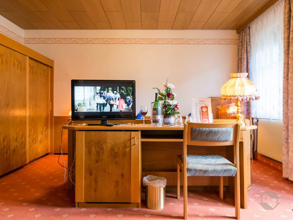 באד ווילבאד Hotel Restaurant Alte Linde מראה חיצוני תמונה